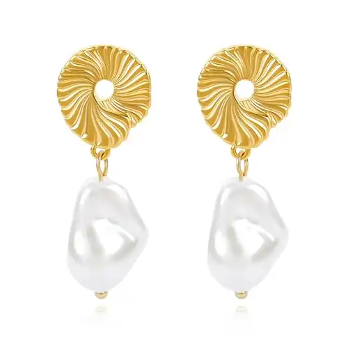 Shell Pearl Earrings