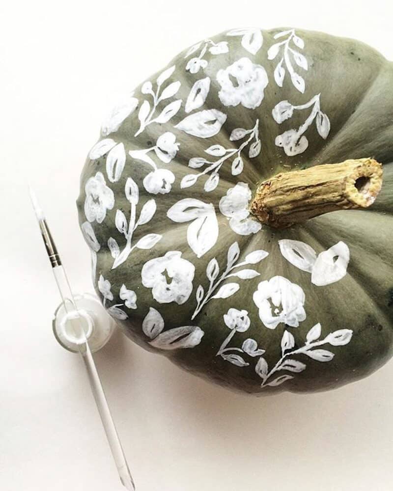 How to Nail the Pumpkin Painting Trend with These 19 Fall-Inspired Ideas