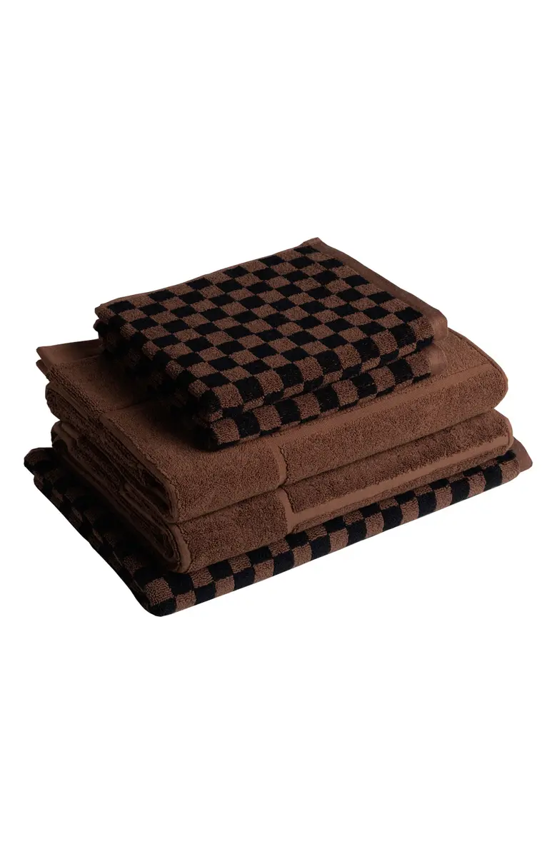 5 Essential Bath Towels