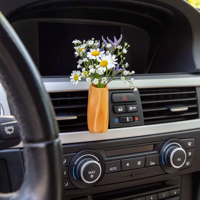 Cardening Car Vase