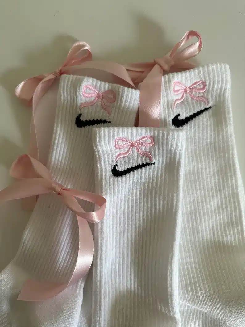 Ribbon Crew Socks