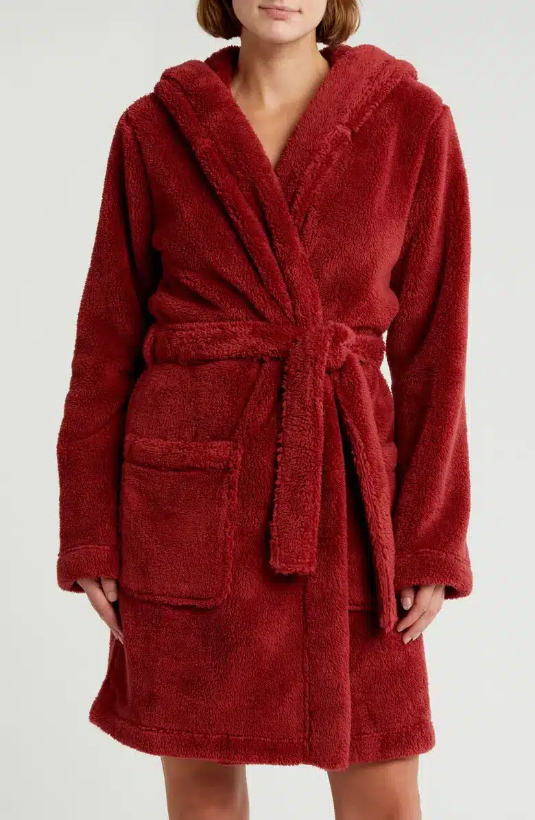 Aarti Plush Robe